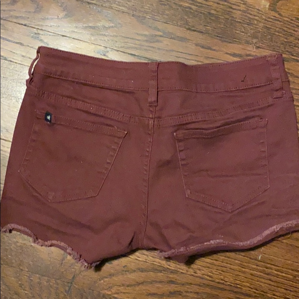 Shorts - Picture 3 of 3